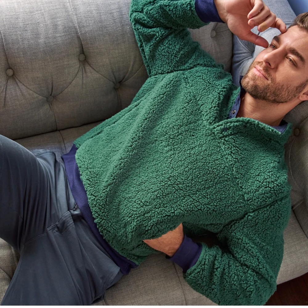 M. Singer Men’s Faux Sherpa pullover Size XXL and M Green New w/o tag